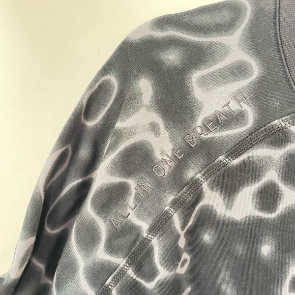 Adidas 11 Honoré Sweatshirt Women's Plus 1X Black Grey Pullover Animal Prt $120 - Picture 6 of 11